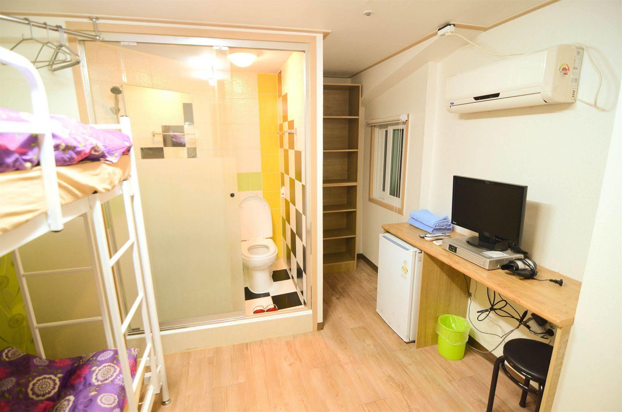 Kimchee Gangnam Guesthouse Seúl Exterior foto
