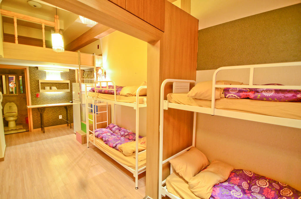 Kimchee Gangnam Guesthouse Seúl Habitación foto